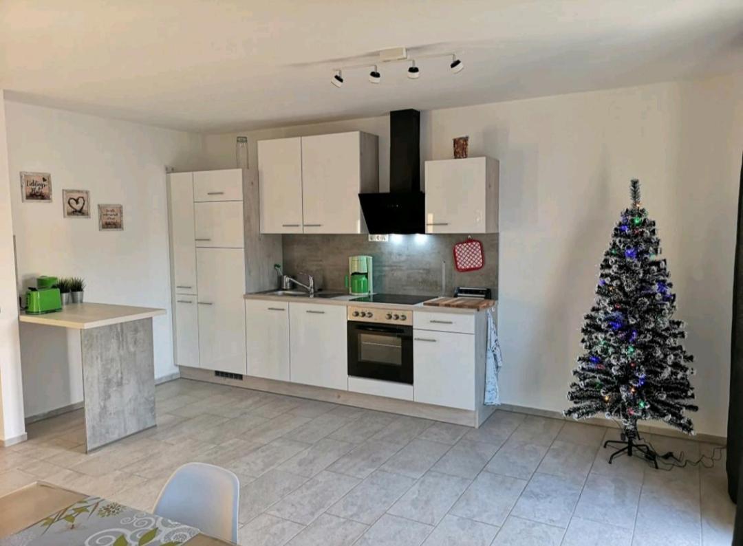 Modern Wohnen I Parkplatz I Wlan I Netflix I Balkon I 6 Schlafplaetze Apartamento Bad Oeynhausen Exterior foto